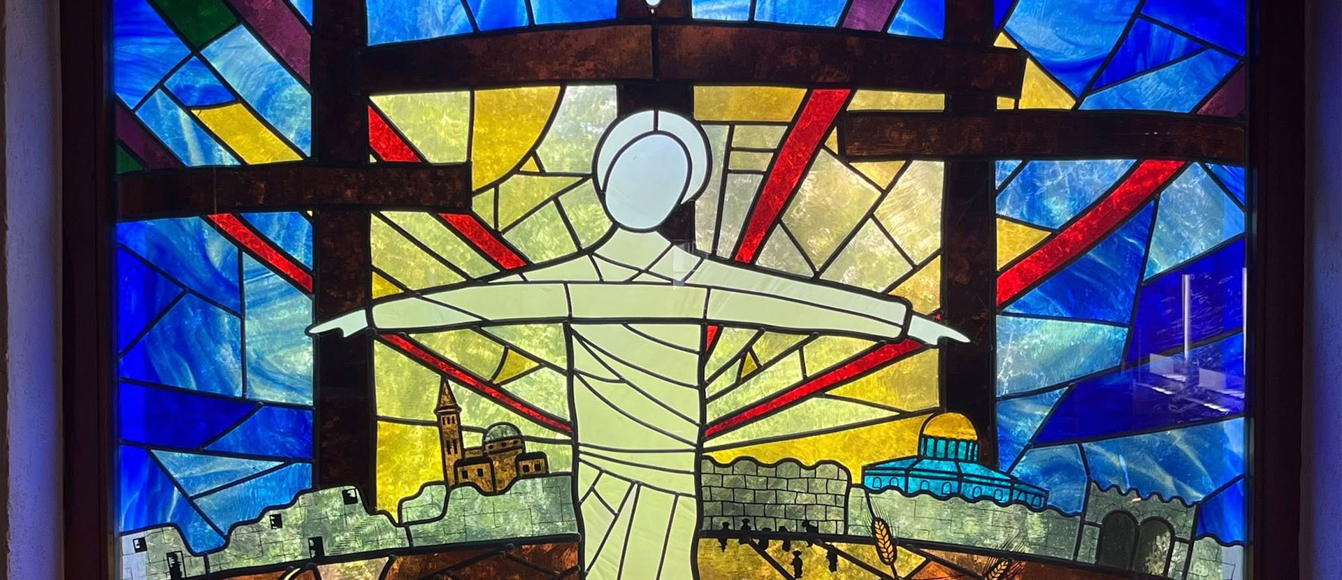 Kirchenfenster, segnender Jesus